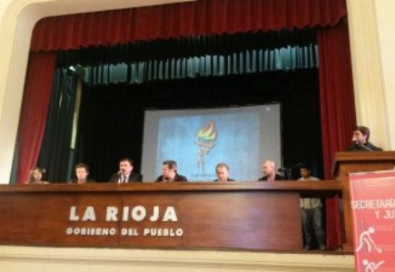 Víctor Santa María presentó la Confederación Riojana de Deportes
