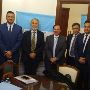 Firma de convenio entre la CAD y la Asociación Argentina de Justicia Constitucional