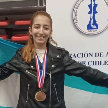 Ernestina Adam, la campeona de ajedrez más joven de Argentina