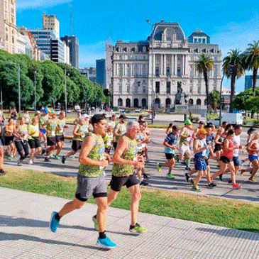 Buenos Aires despide el año con una nueva edición de la carrera San Silvestre  