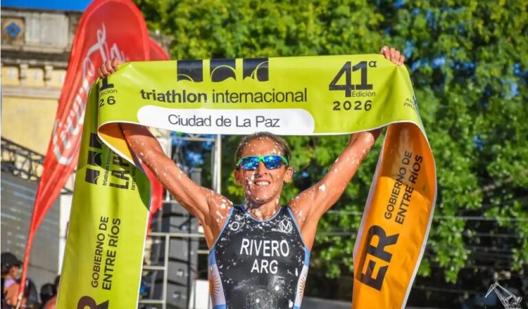 El histórico Triatlon de La Paz volvió a tener su fiesta en las calles