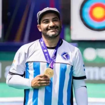 Denis Castellanos conquistó el Panamericano de Tiro con Arco
